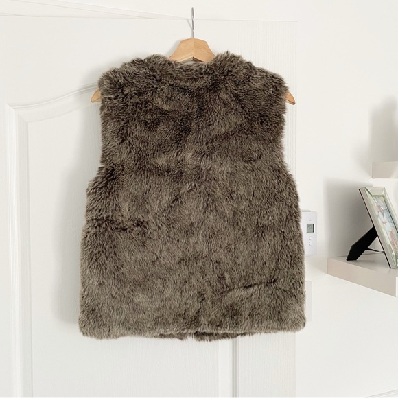 TALULA | Park slope faux fur vest - Picture 6 of 12